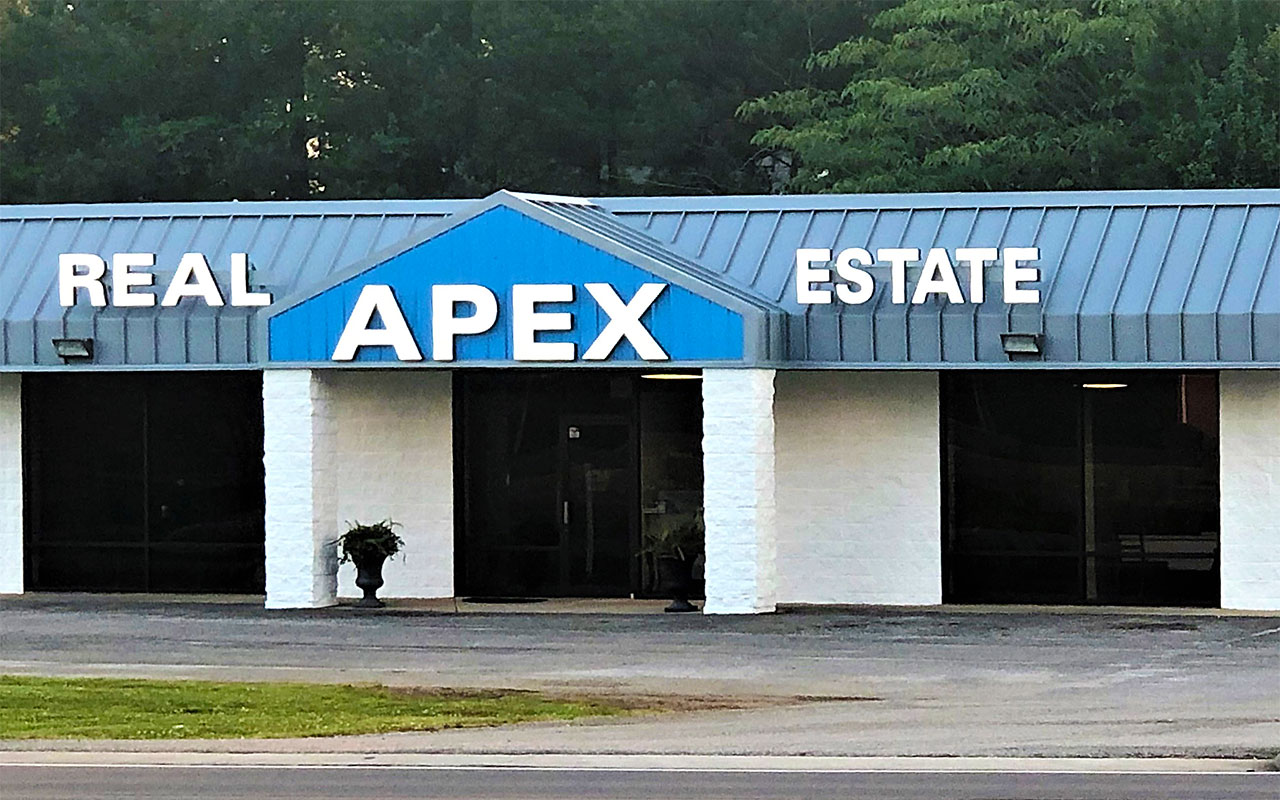 Apex Real Estate Office in Moulton, Alabama.