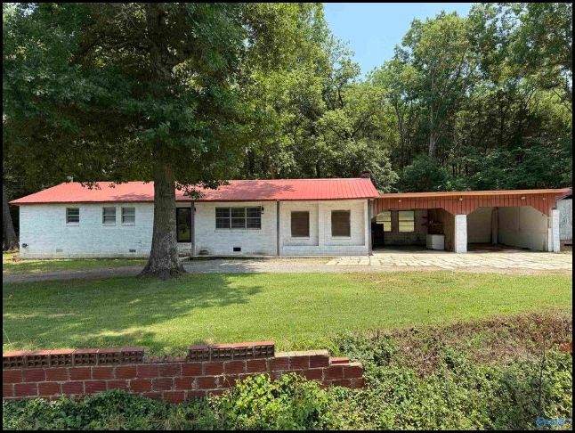 Home for sale in Moulton, Alabama through Apex Real Estate