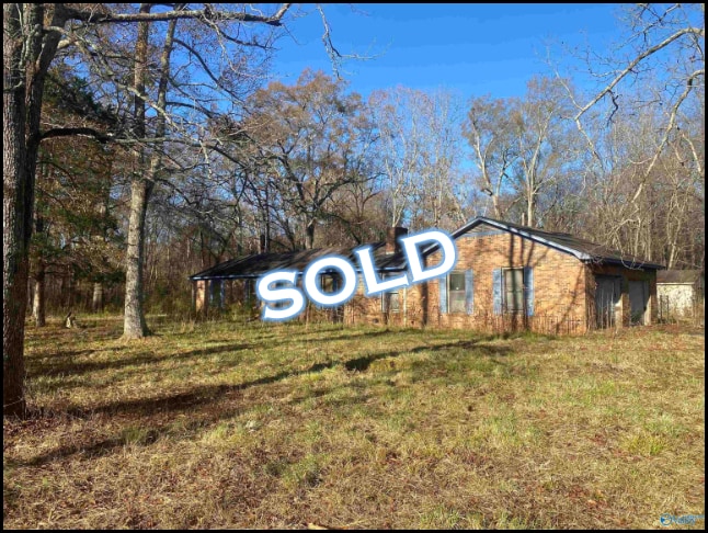 Home for sale in Moulton, Alabama through Apex Real Estate