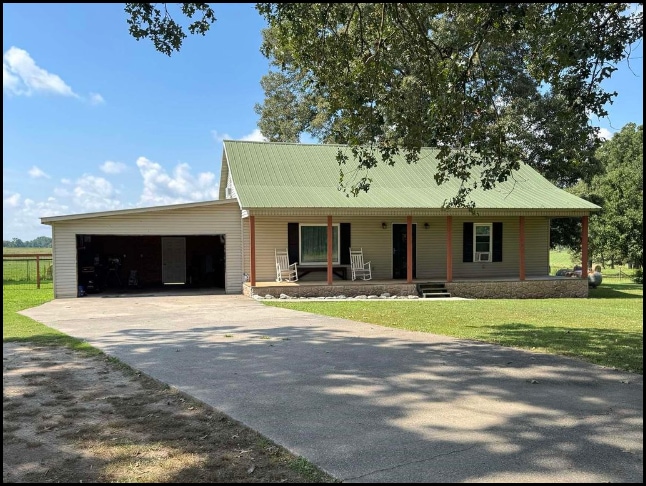 Home for sale in Town Creek, Alabama through Apex Real Estate