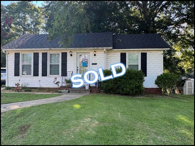 Home for sale in Moulton, Alabama through Apex Real Estate