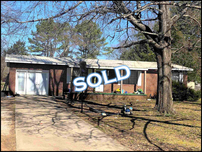 Home for sale in Moulton Alabama through Apex Real Estate