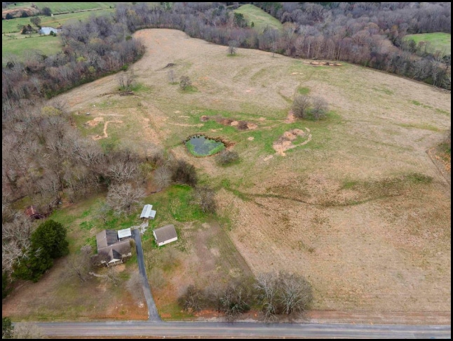 Land for sale in Town Creek, Alabama through Apex Real Estate.